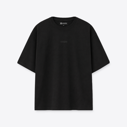 Polera MAORI Negra Essentials