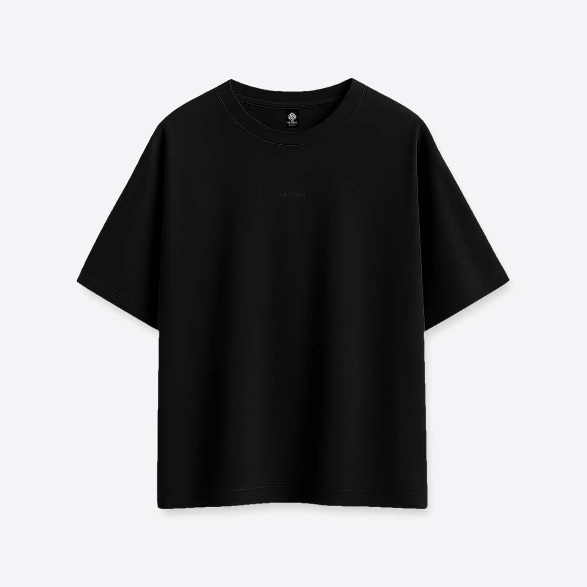 Polera MAORI Negra Smiley Caps