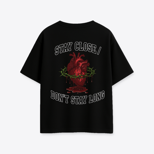 Polera MAORI Negra Stay Close / Don't Stay Long