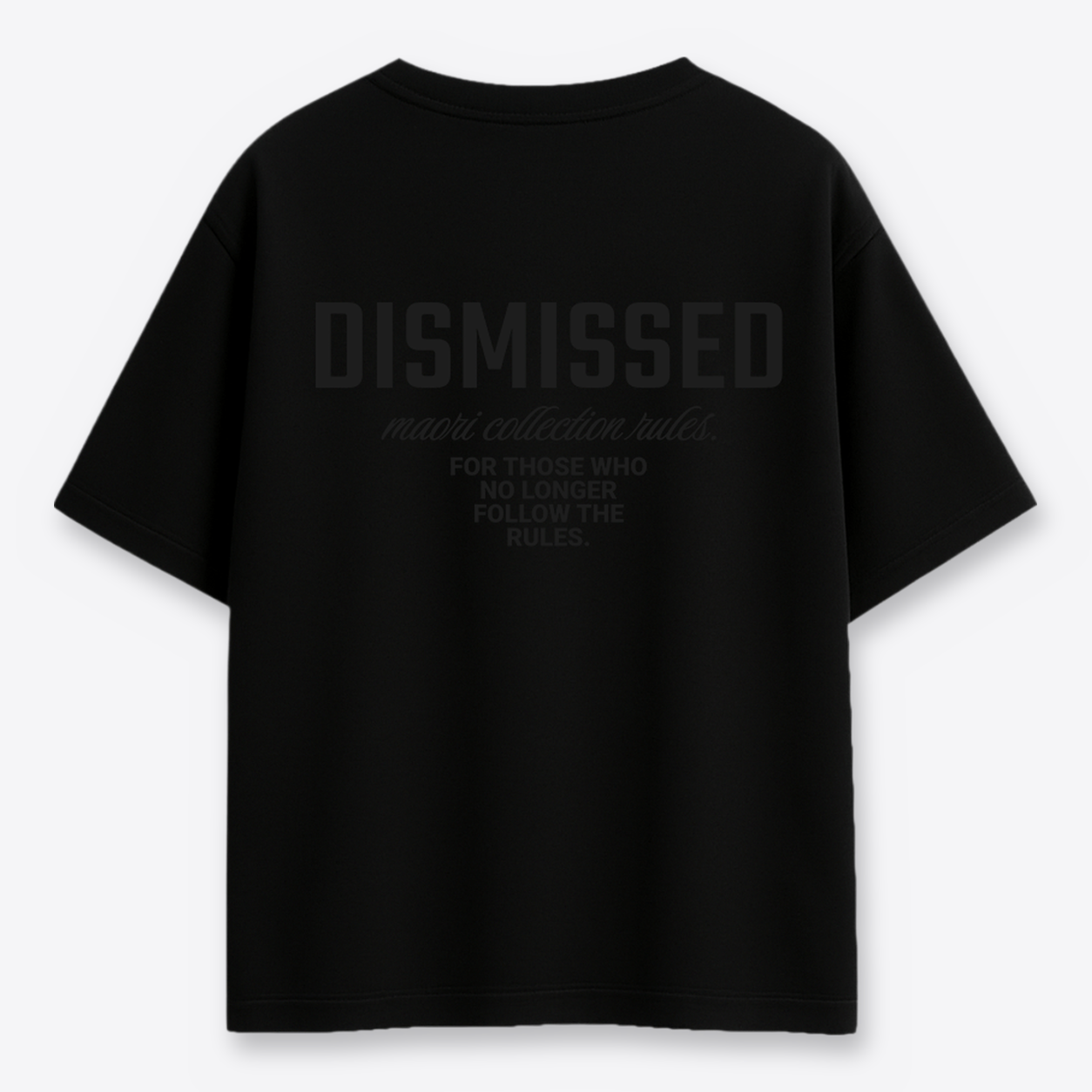 Polera MAORI Negra Dismissed Total