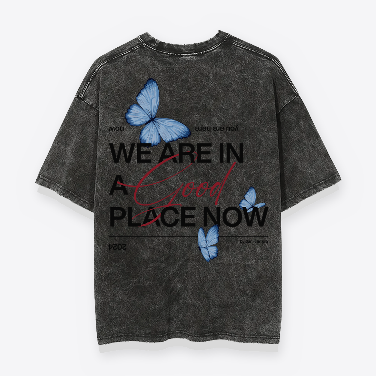polera acid wash mariposa celeste