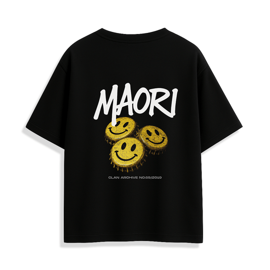 Polera Smiley Caps Negra MAORI