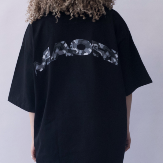 Polera MAORI Negra Camo